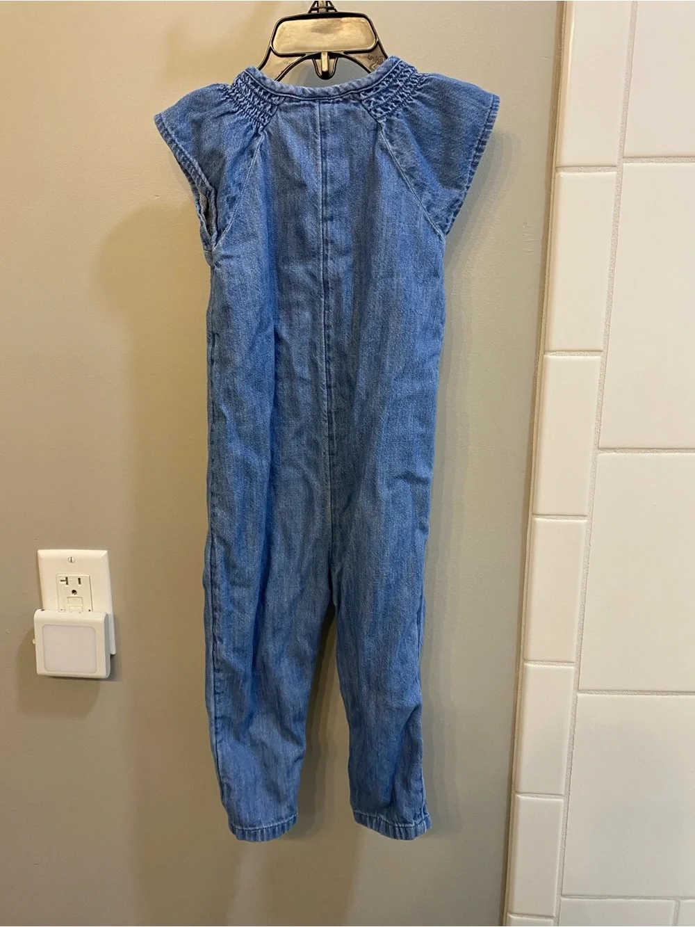 Old Navy Denim Romper / Size 18-24m / EUC